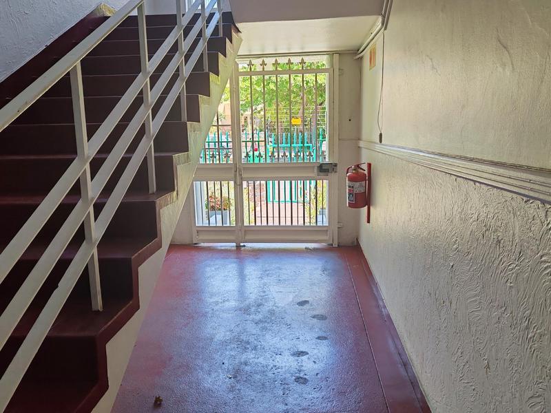 To Let 2 Bedroom Property for Rent in Claremont Western Cape